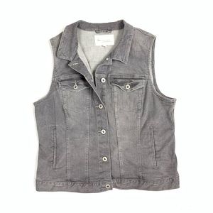 Two by Vince Camuto Gray Denim Vest size L 🤖